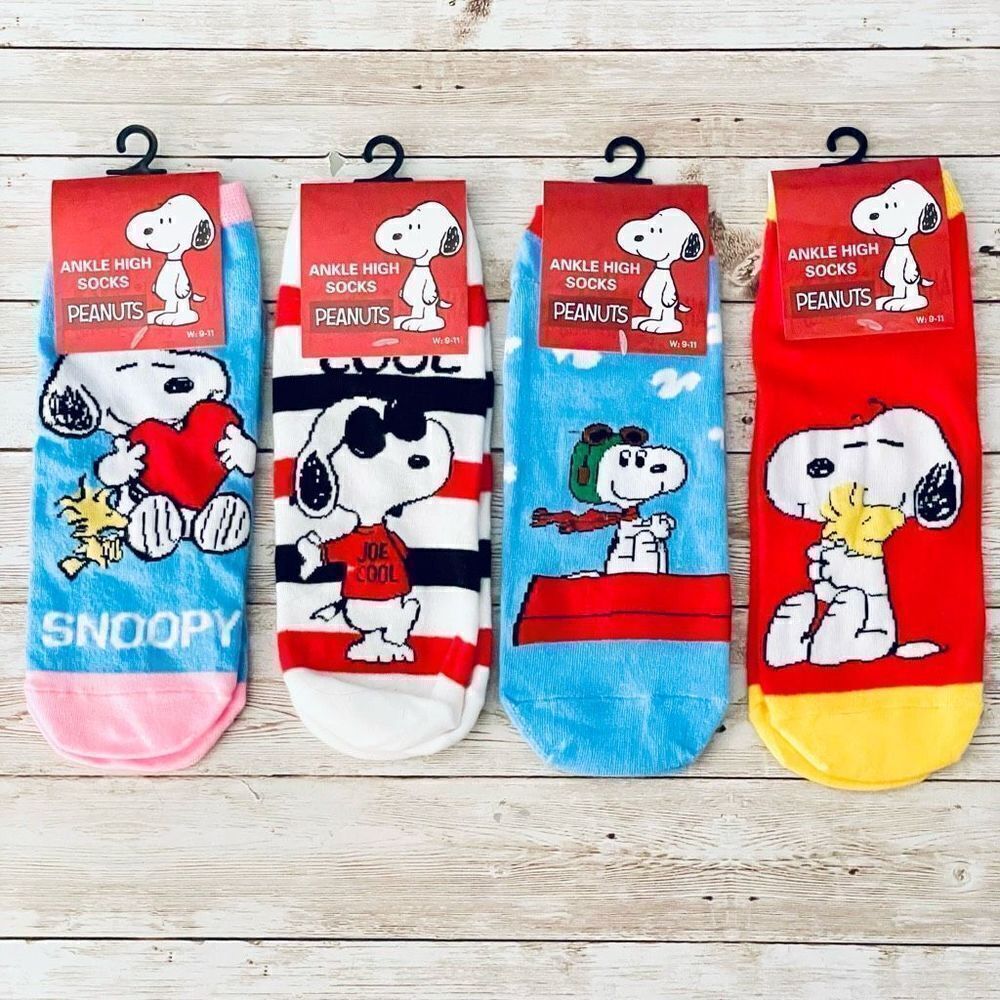 NWT Gorgeous 4 Pack Sz 9-11 Peanuts Snoopy Woodstock Red, White Ankle High Socks